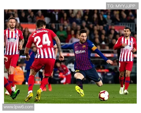 欧冠新型足球内置智能芯片实时追踪射门数据提升比赛分析精准度